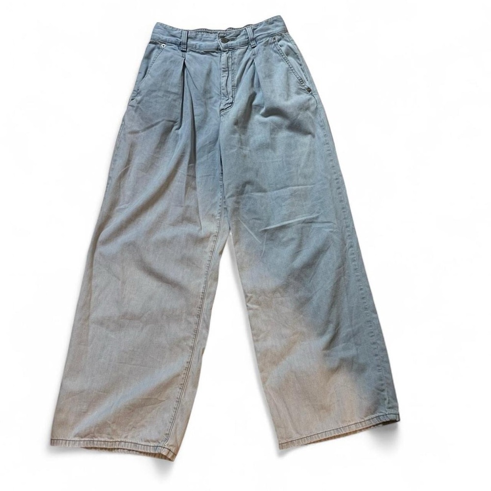 Light Wash Wide Leg Jeans size M*